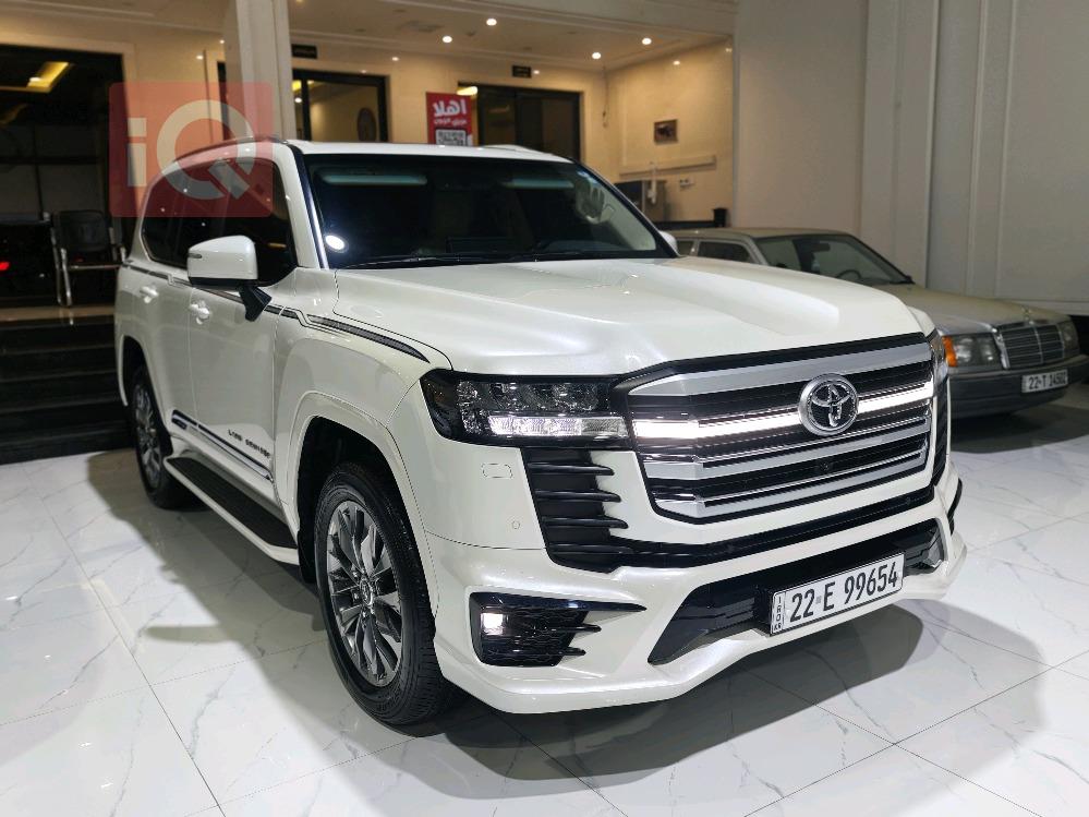 تويوتا لاندكروزر